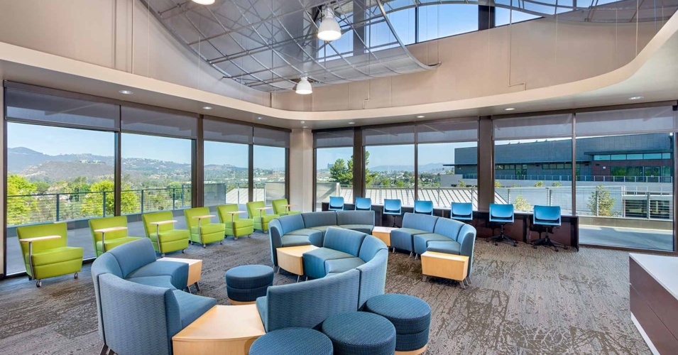 Sourcing GSAApproved Contract Office Furniture in Time to Meet the